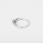 MAUBOUSSIN - Solitaire en or gris 18K