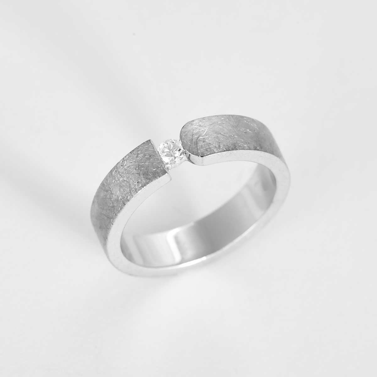 Bague en Or blanc 18k Diamant