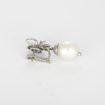 Boucles d'oreilles en or blanc, perles de cultures et diamants : 0,80 carat
