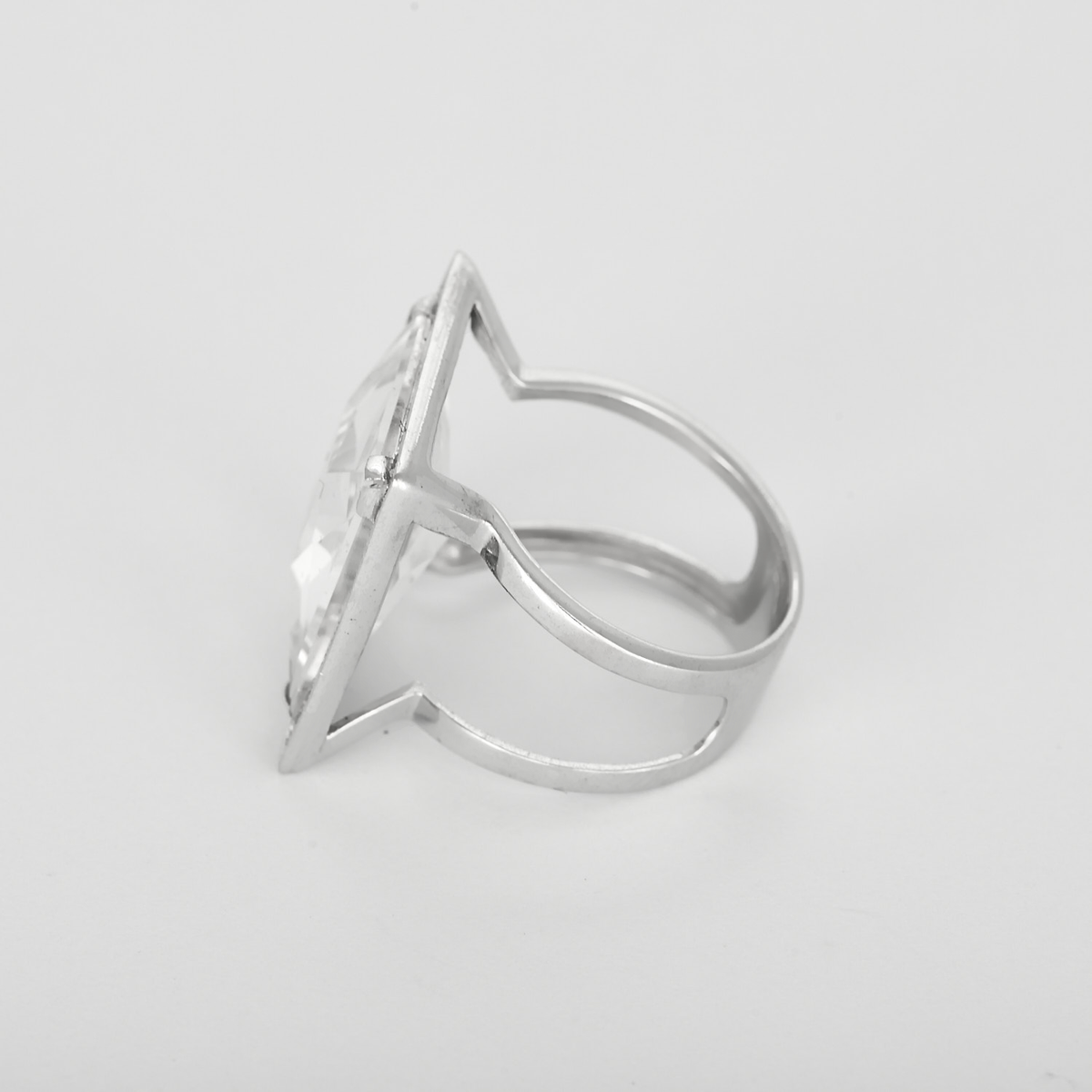 Bague cocktail en or blanc, aigue-marine : 10 carats et diamants : 0,20 carat