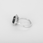 Bague marguerite, topaze : 2,50 carats et diamants : 0,70 carat