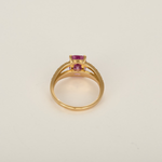 Bague en or rose, saphir rose : 1,63 carat et diamants