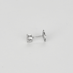 Boutons d'oreilles en or gris et diamant 0.30 carat environ