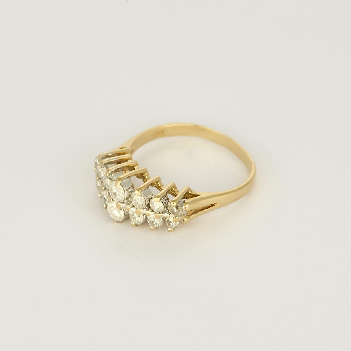 Bague en or jaune et diamants : 0,90 carat