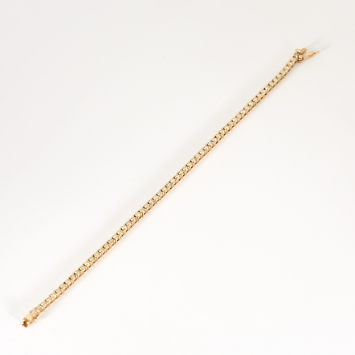 Bracelet tennis en or rose et diamants : 3,70 carats