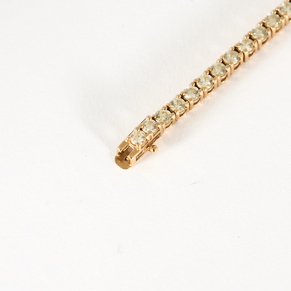 Bracelet tennis en or rose et diamants : 3,70 carats