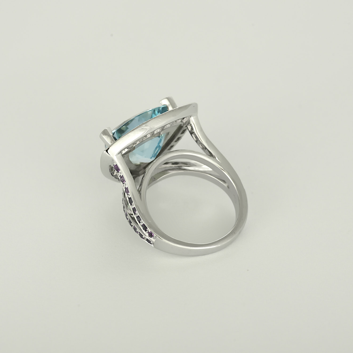 MAUBOUSSIN - Tellement Subtile pour Toi - Bague en Or blanc Aigue marine, Saphirs, Améthystes