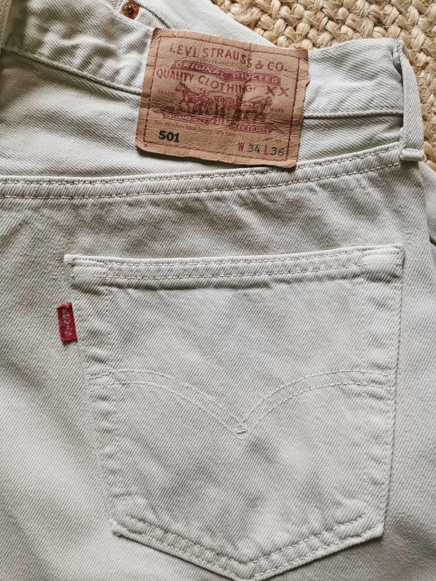 Jean Levi's 501 W34L36