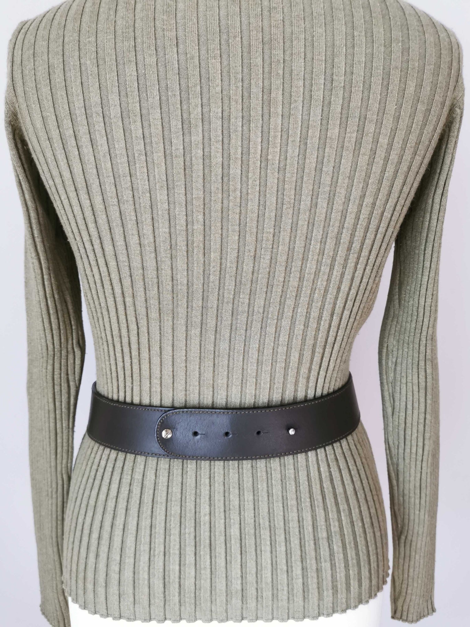Leather belt
