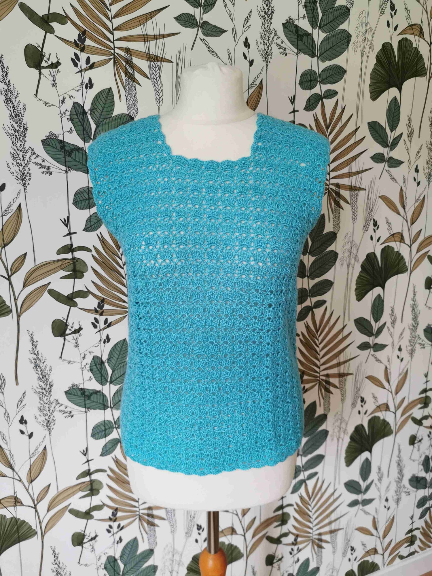 Crochet top