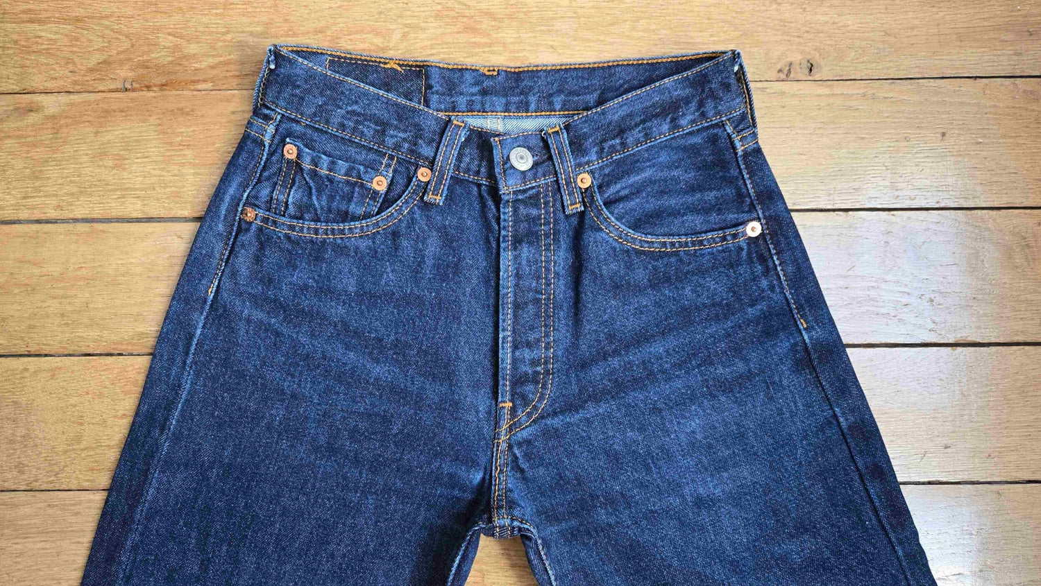 Jean Levi's 501 W27L34