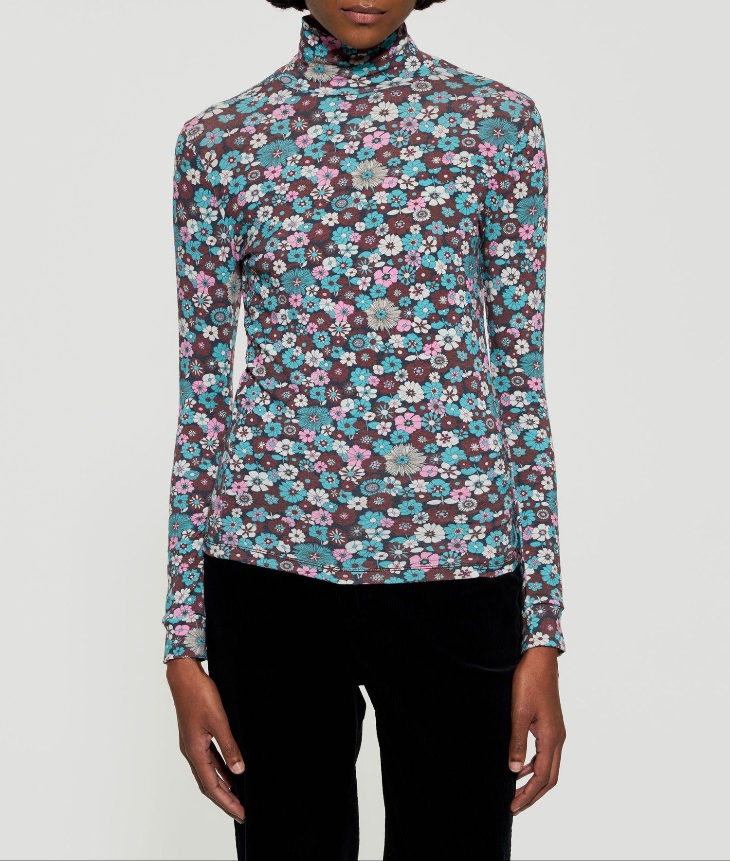 Col roulé imprimé rose