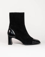bottines cuir noirs talon fin féminine et élégante