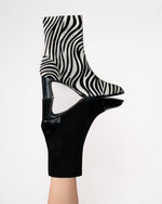 bottines cuir noirs talon fin féminine et élégante