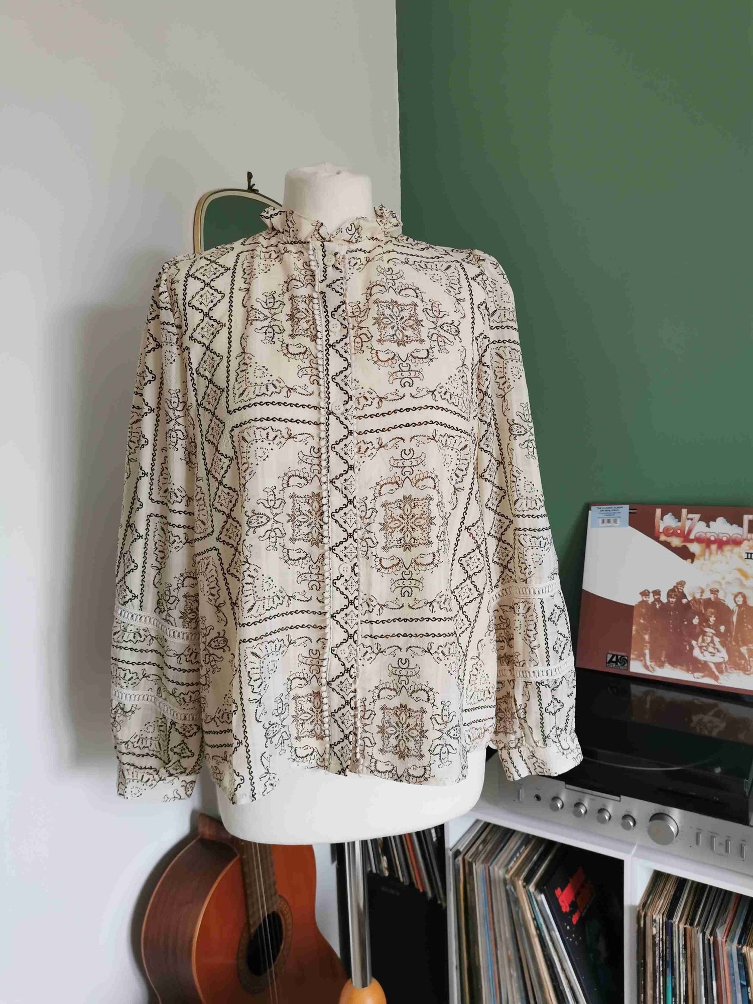 Patterned blouse