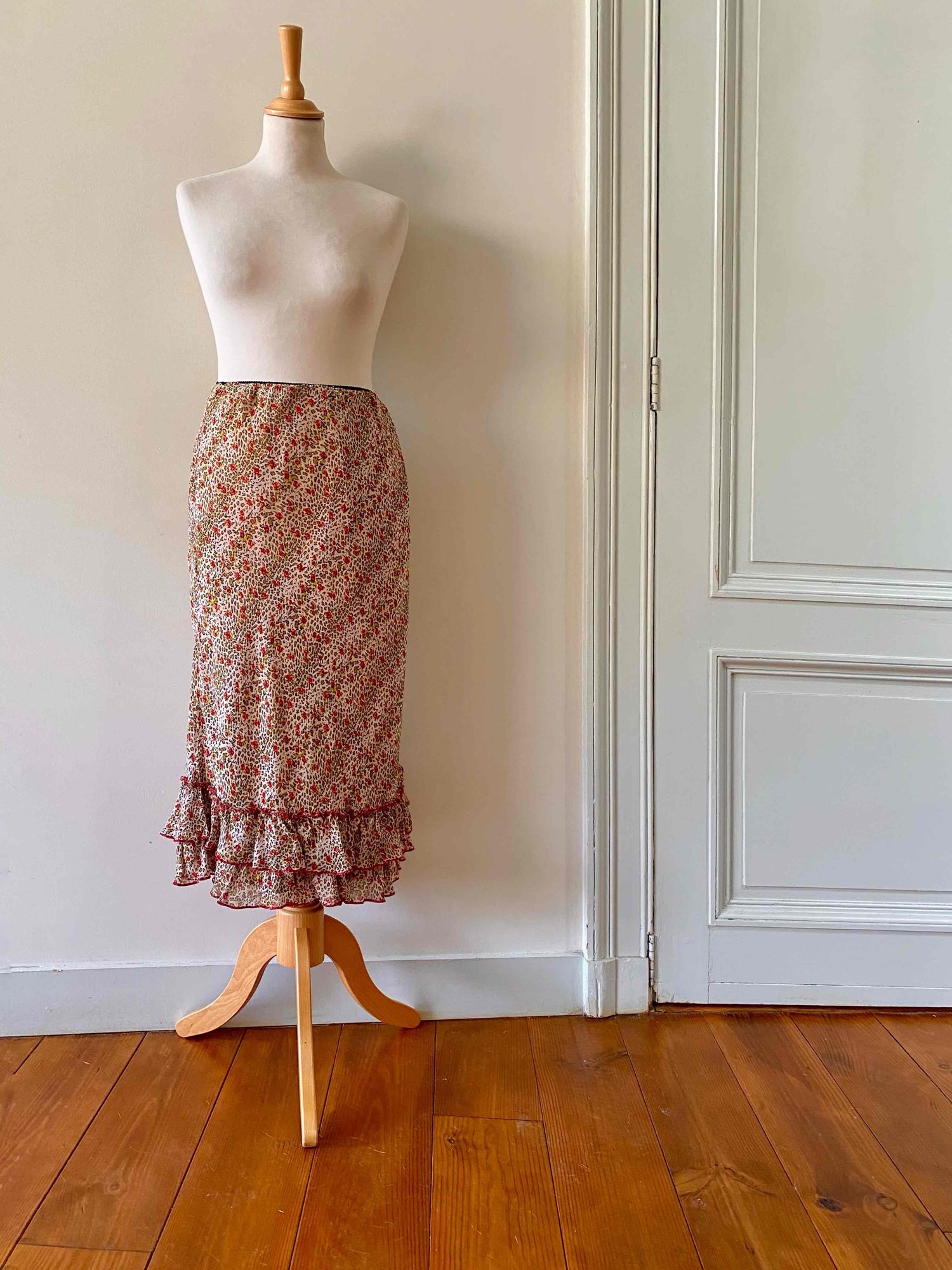 Leopard print midi skirt