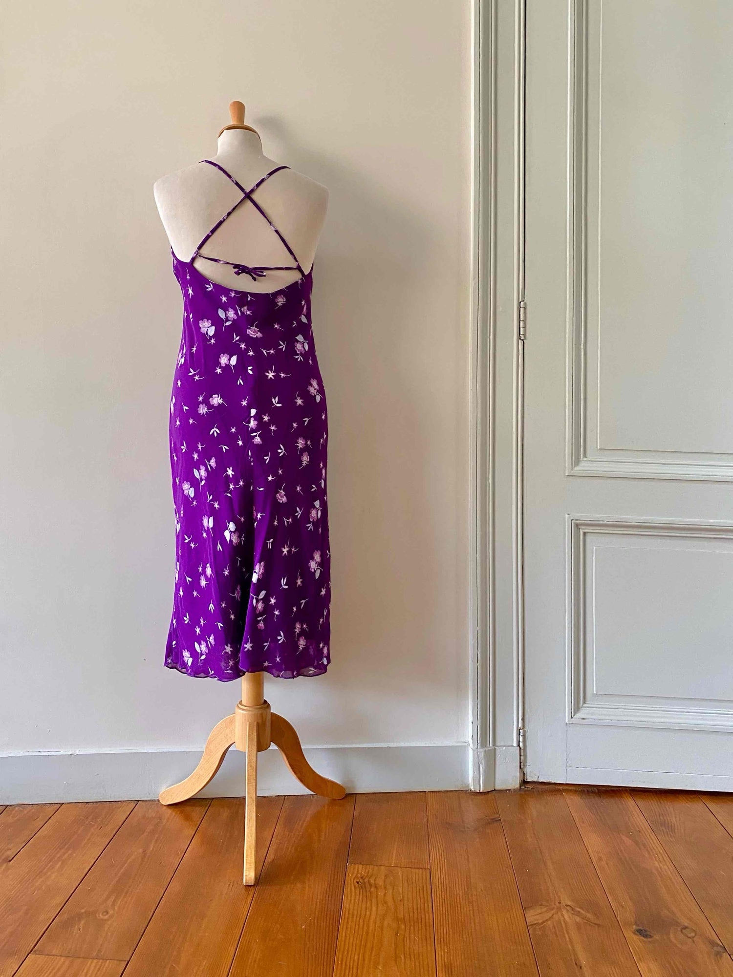 Floral backless dress