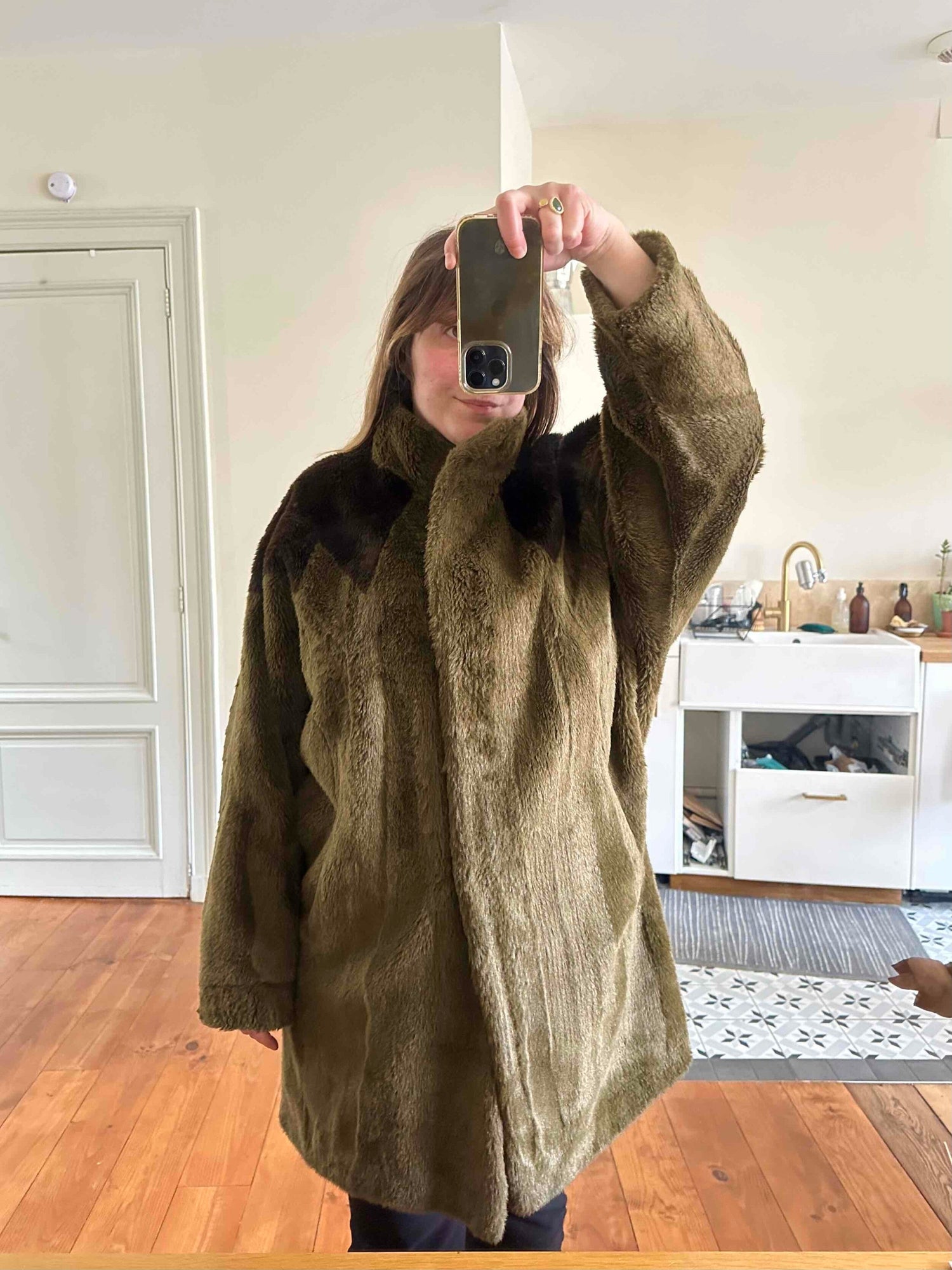 Manteau en fausse fourrure