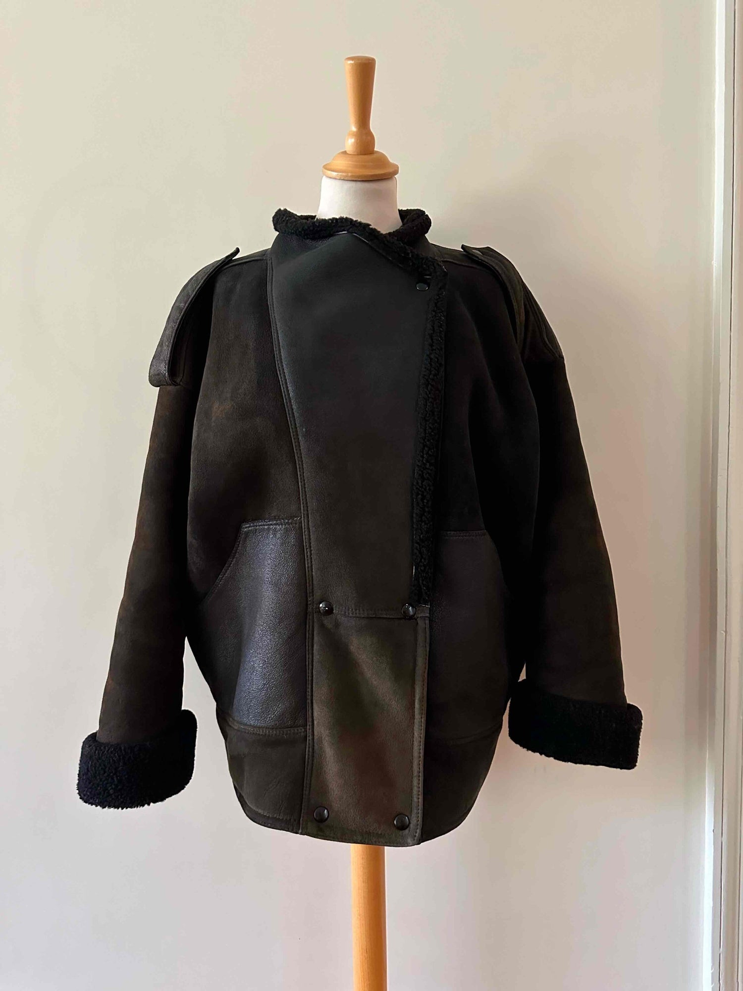 Manteau en peau lainée