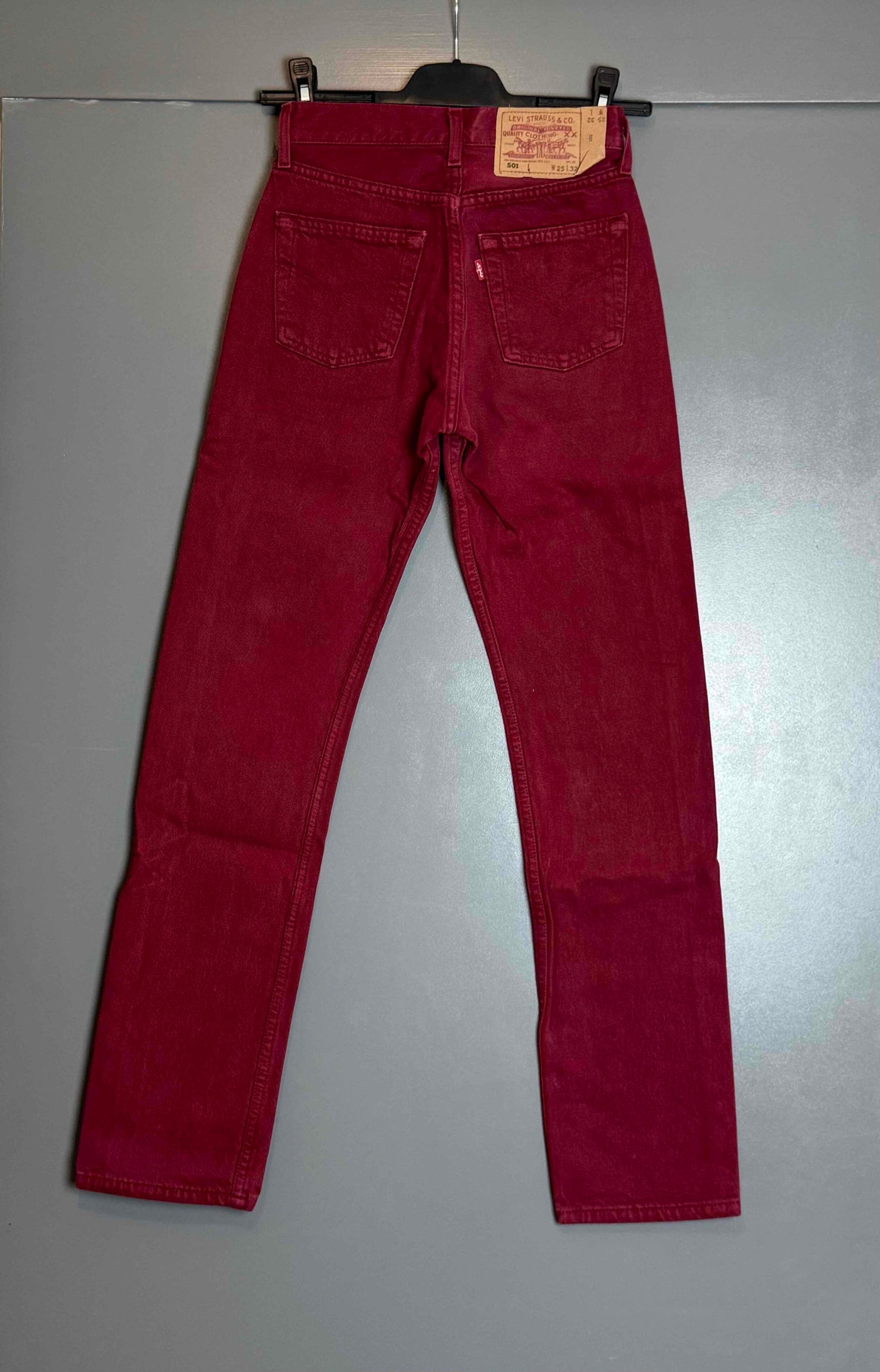 Jean Levi’s 501 W25 L32