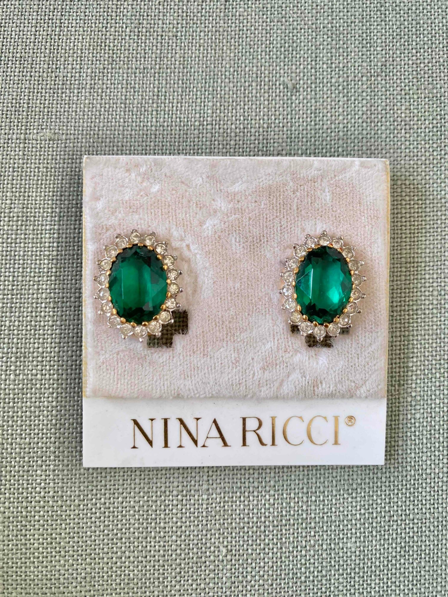 Boucles d'oreilles clips Nina Ricci