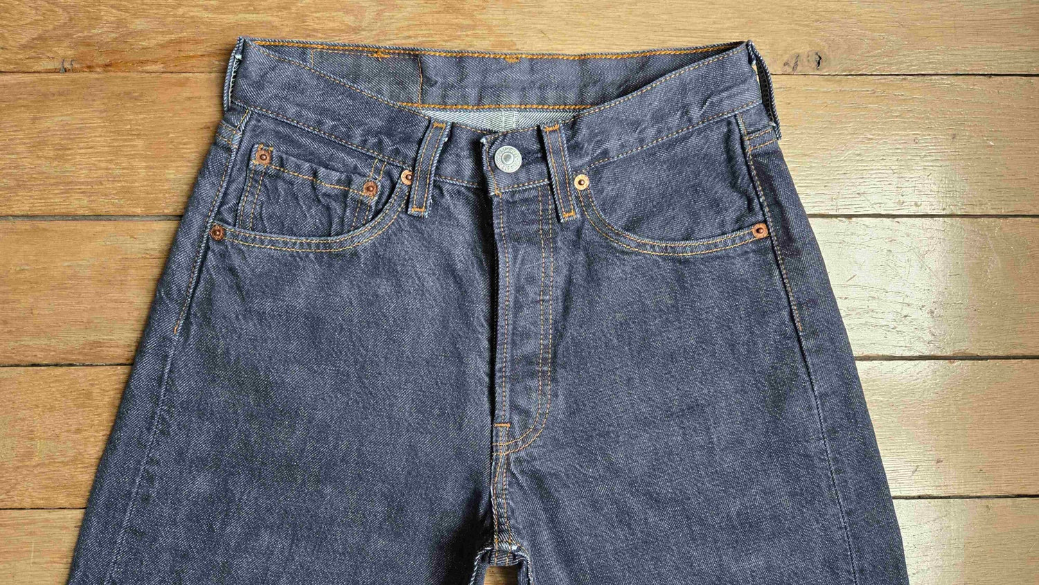Jean Levi's 501 W27L34