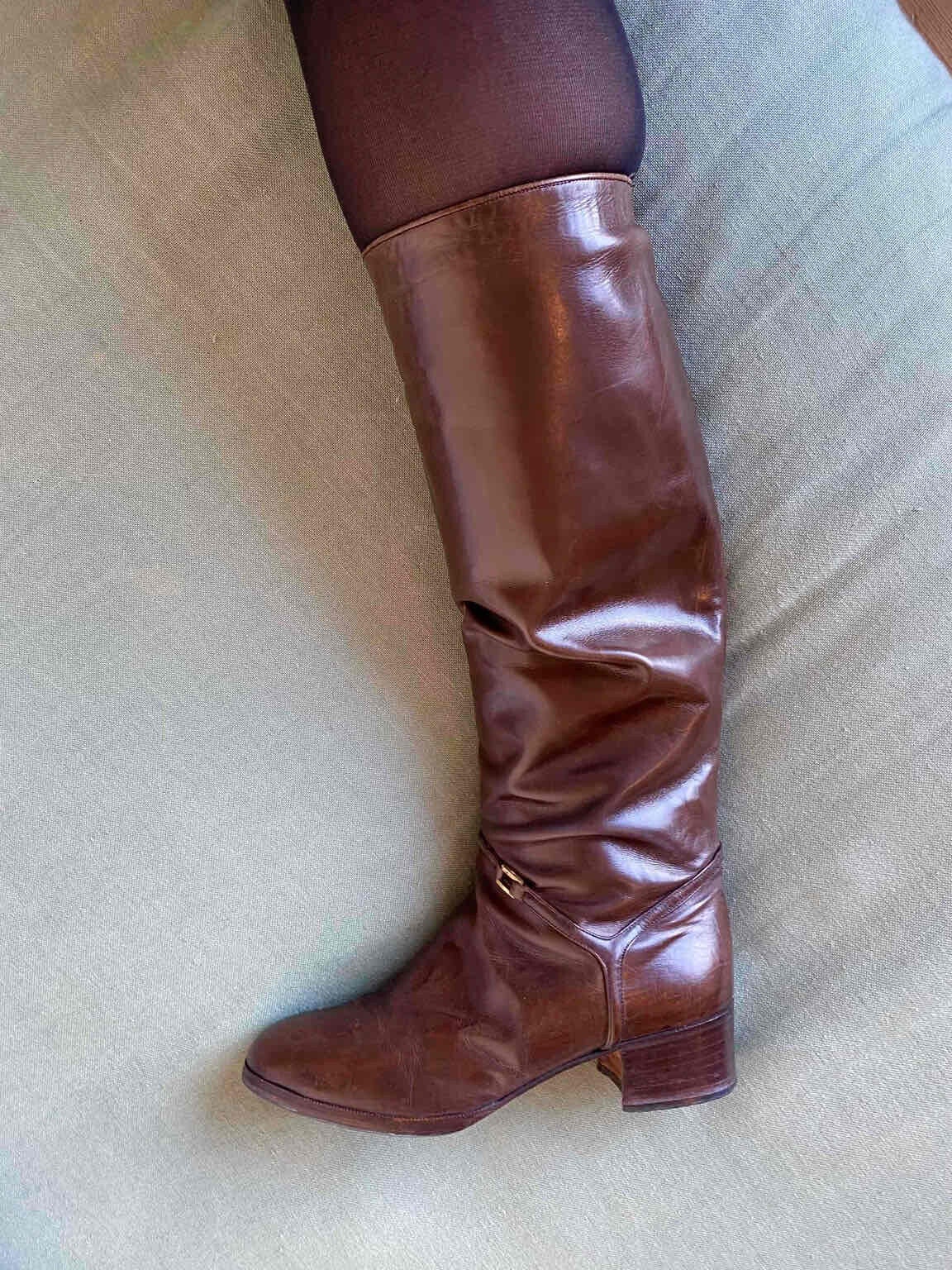 Leather riding boots