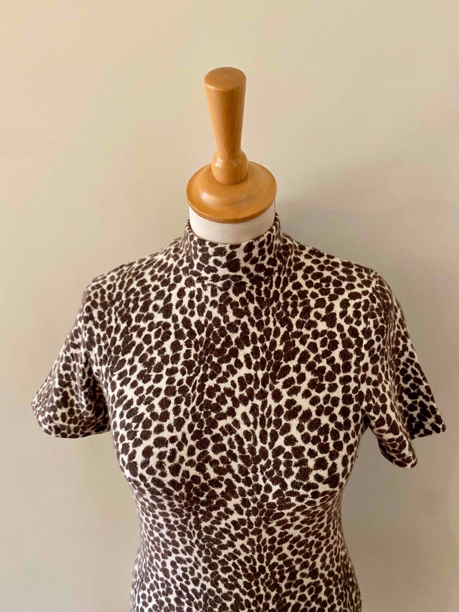 Leopard turtleneck