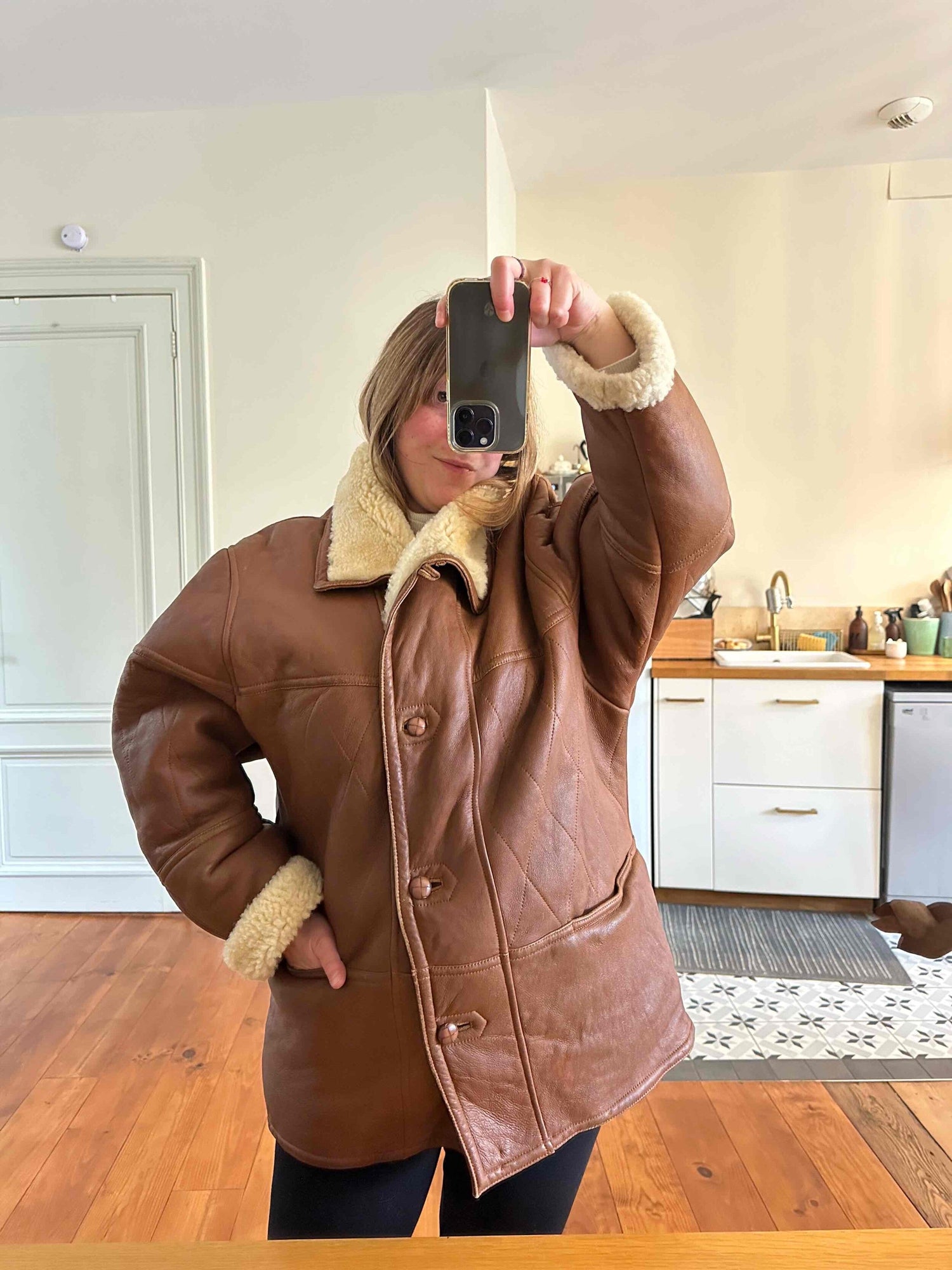 Manteau en peau lainée