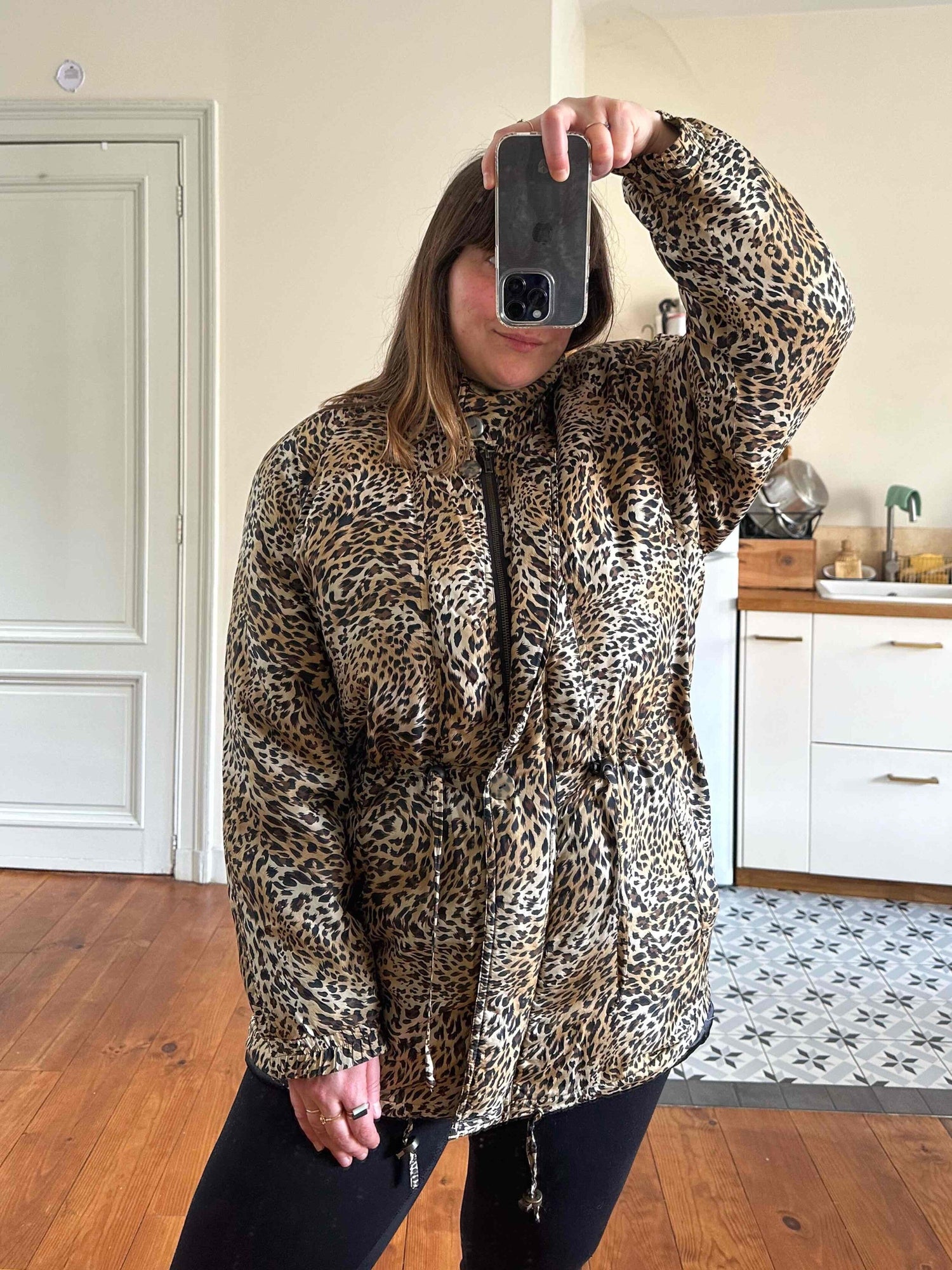 Doudoune léopard en soie
