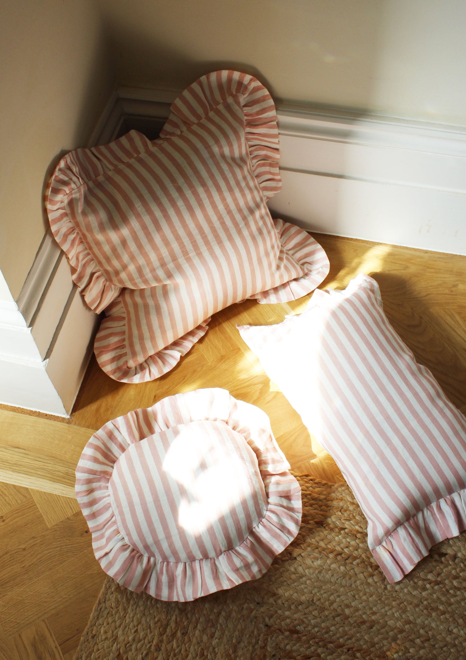 Blush Candy Stripe Round Cushion Cover