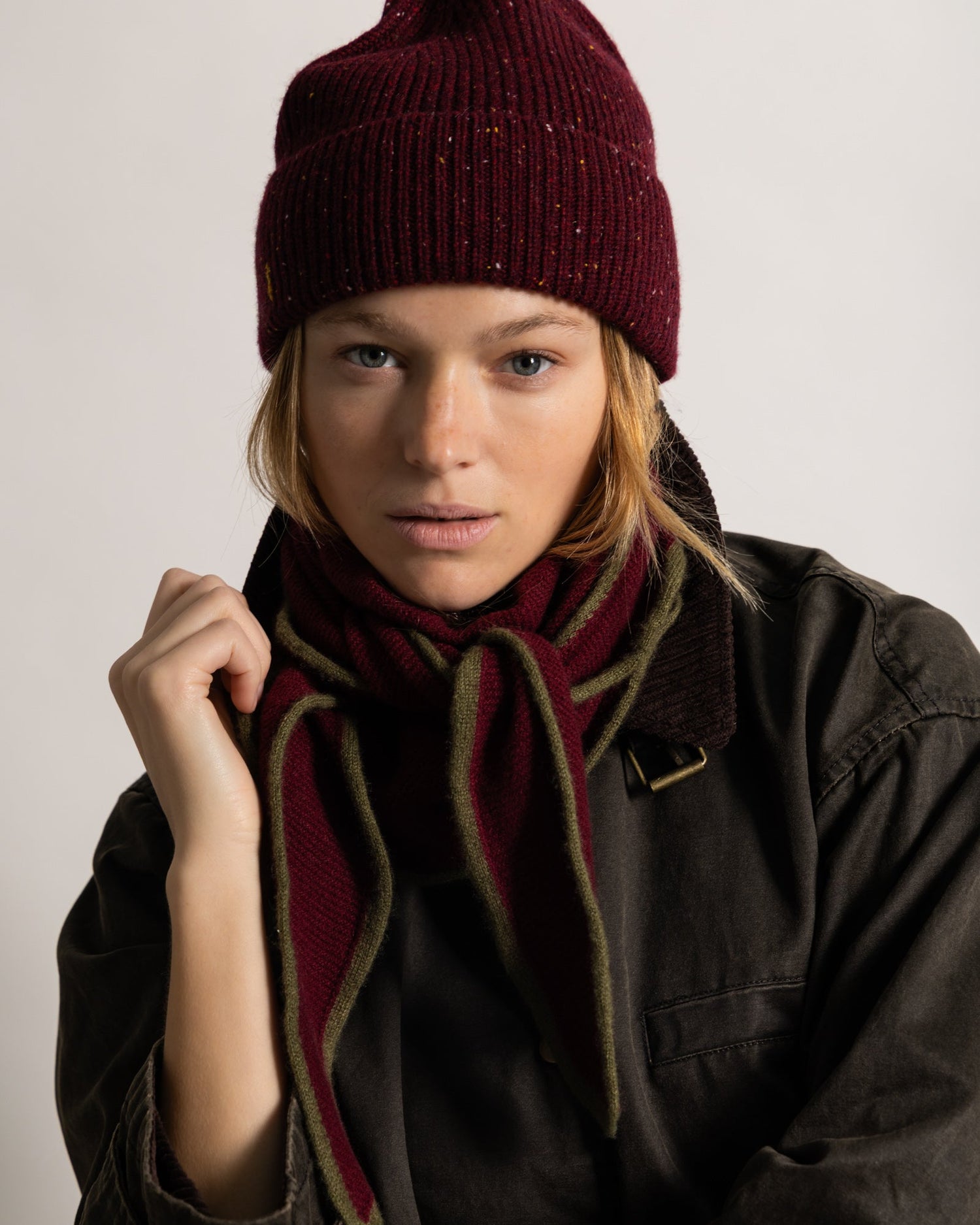 BONNET BORDEAUX CHINÉ