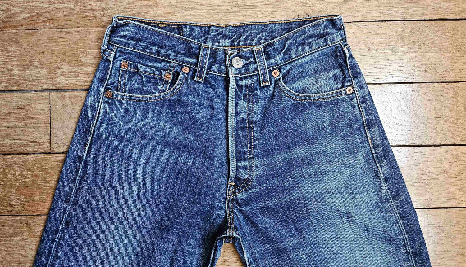 Jean Levi's 501 W28L32