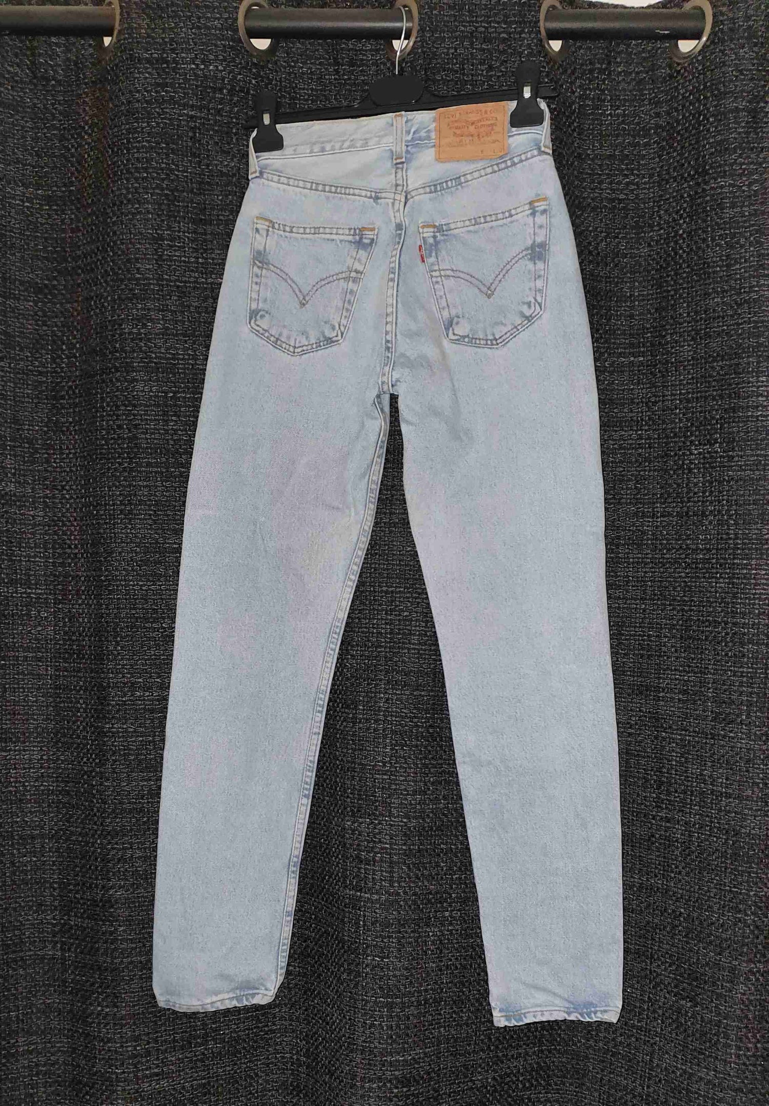 Jean Levi's 534 W27L30