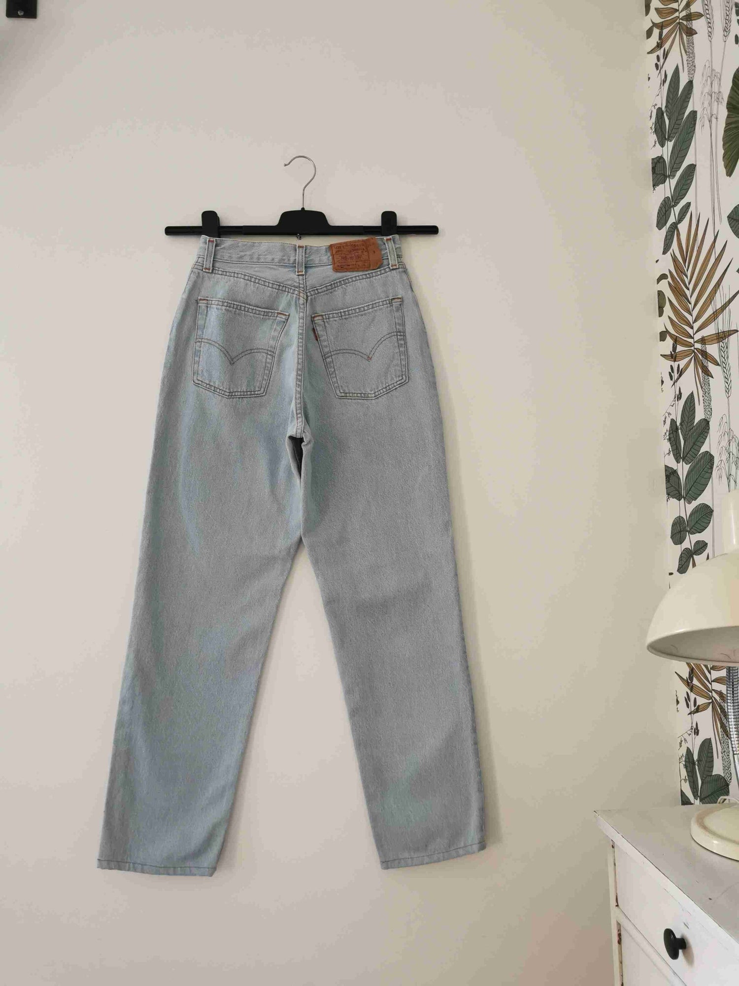 Jean Levi's 901 W29L32