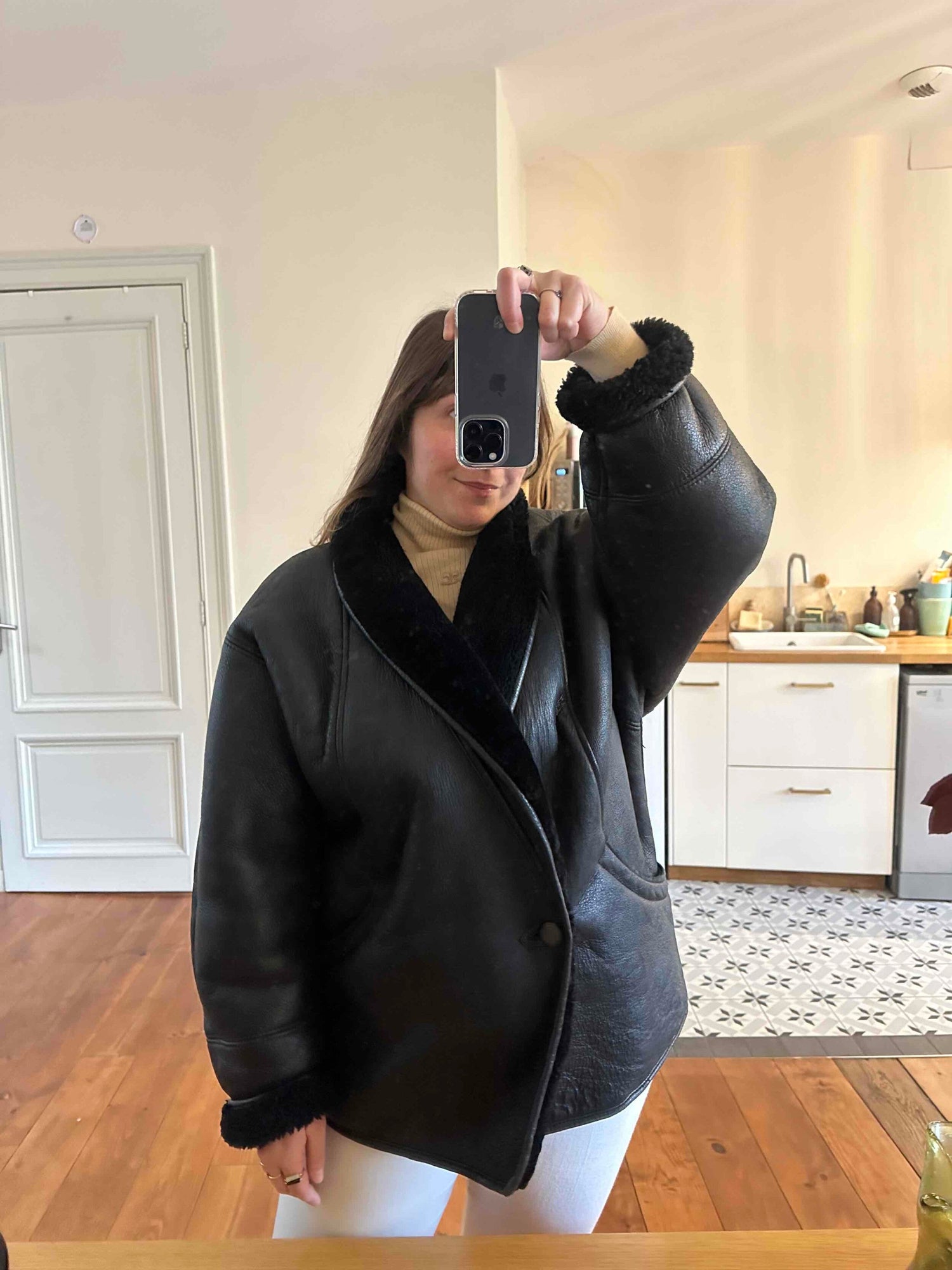 Manteau en peau lainée