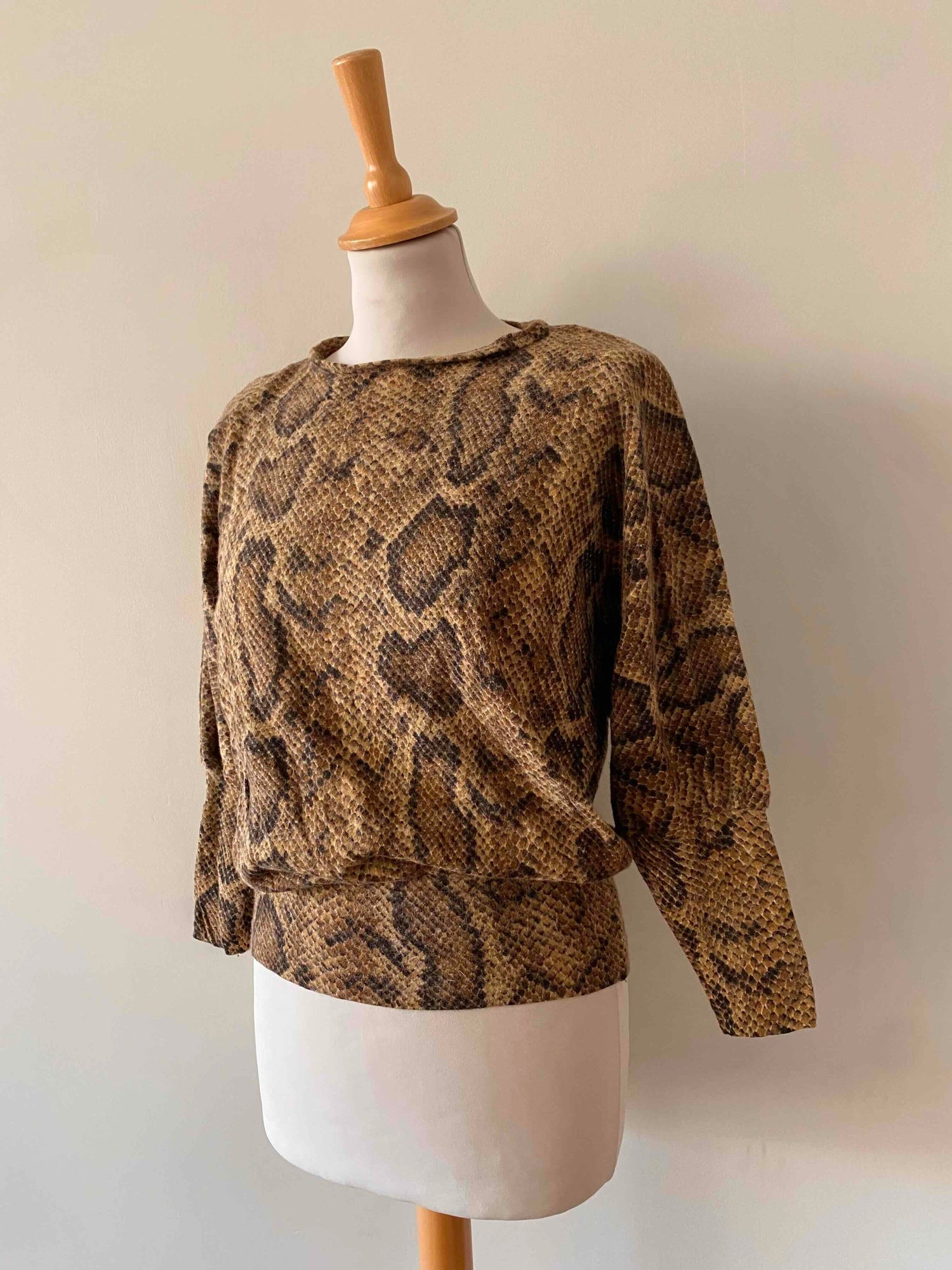 Pull python en laine angora
