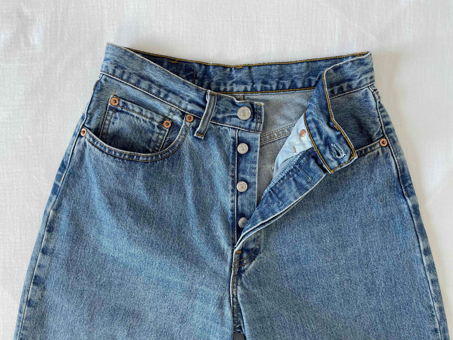Jean Levi’s 597 W29L32