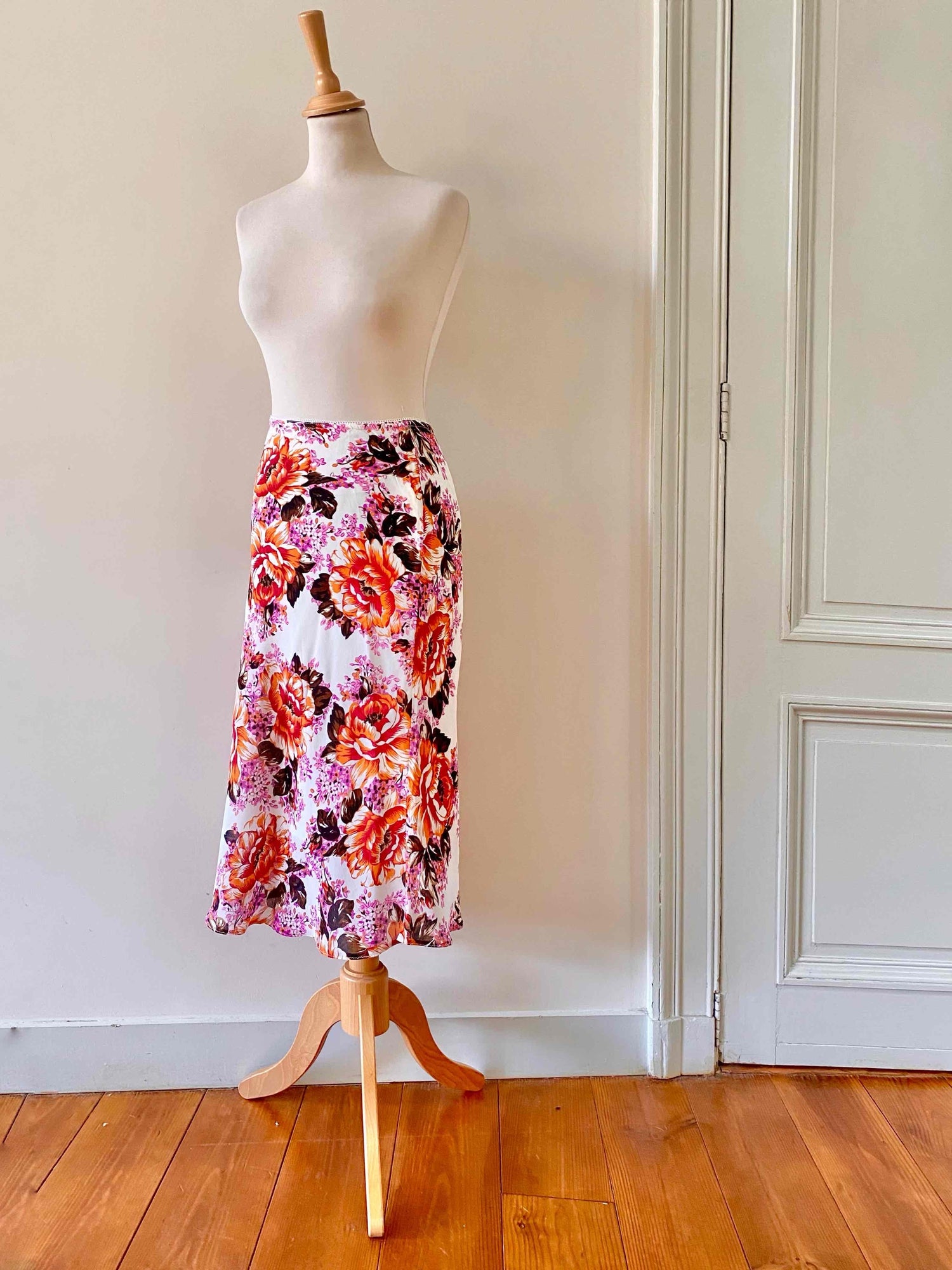 Jupe midi à fleurs