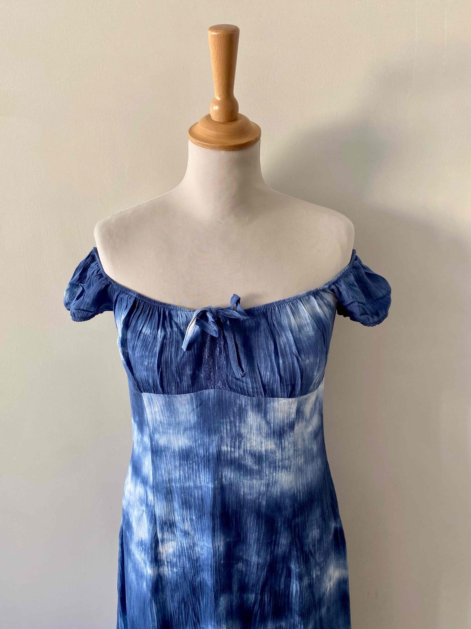 Tie-dye midi dress