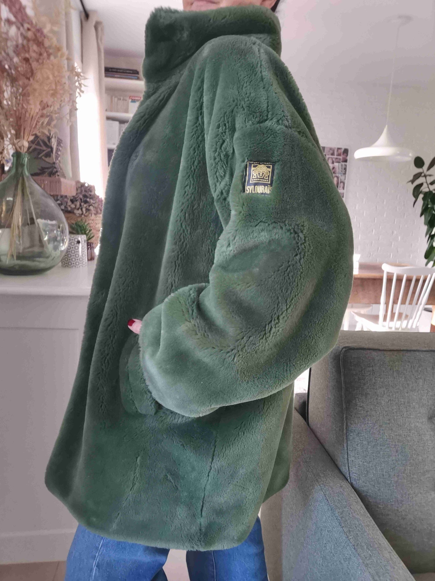 Manteau en fausse fourrure