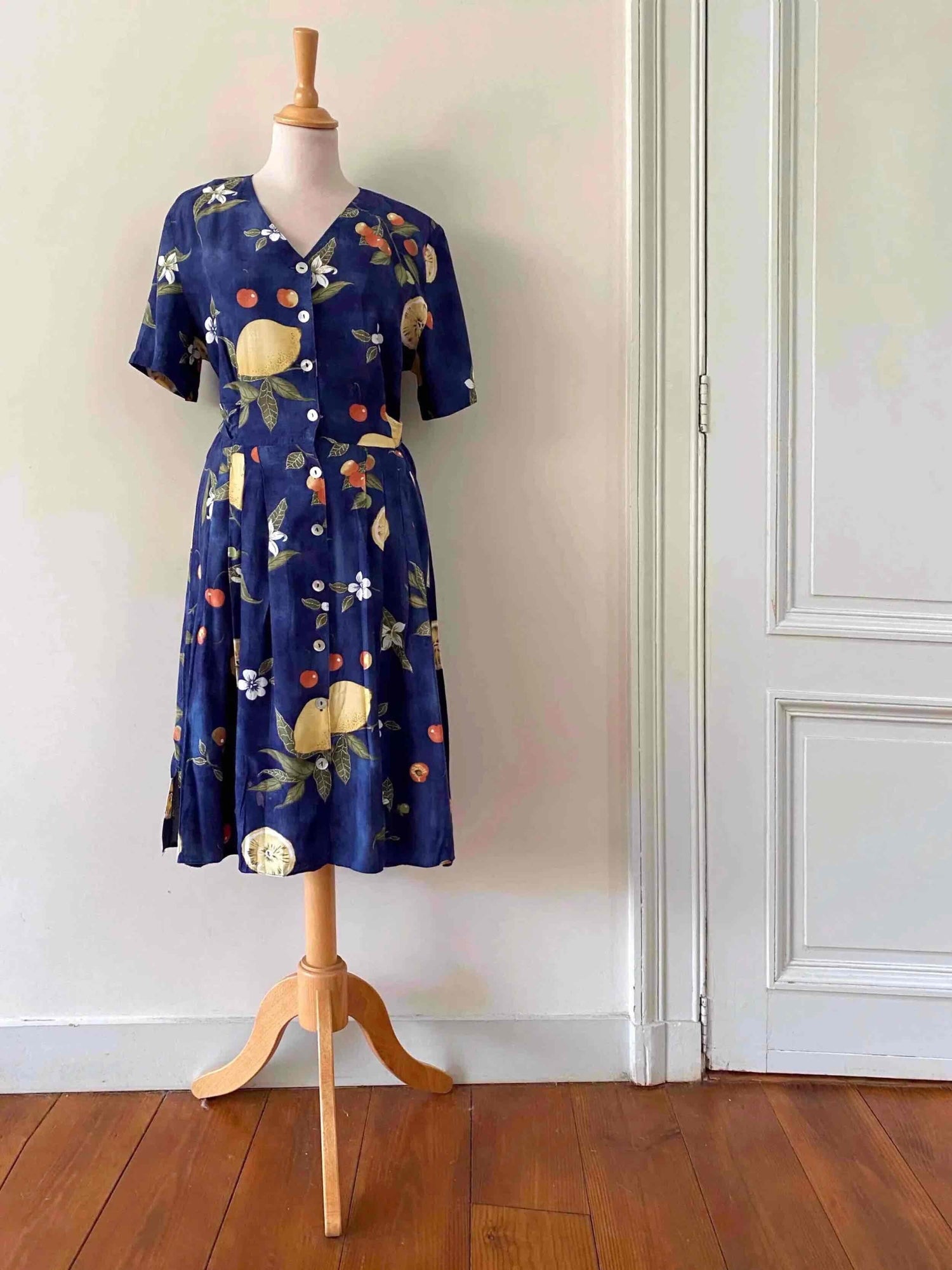 80's button-up dress