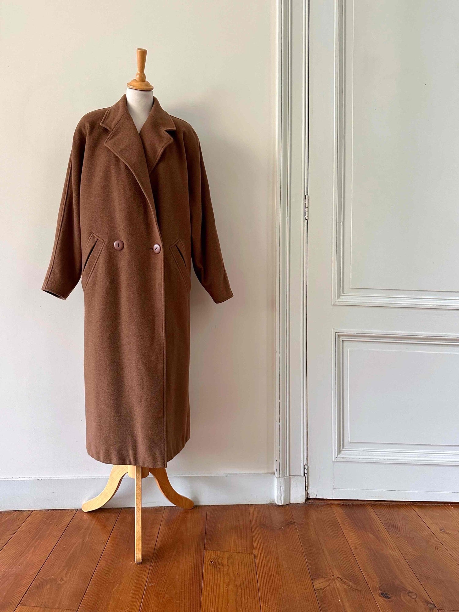 Wool and cashmere coat