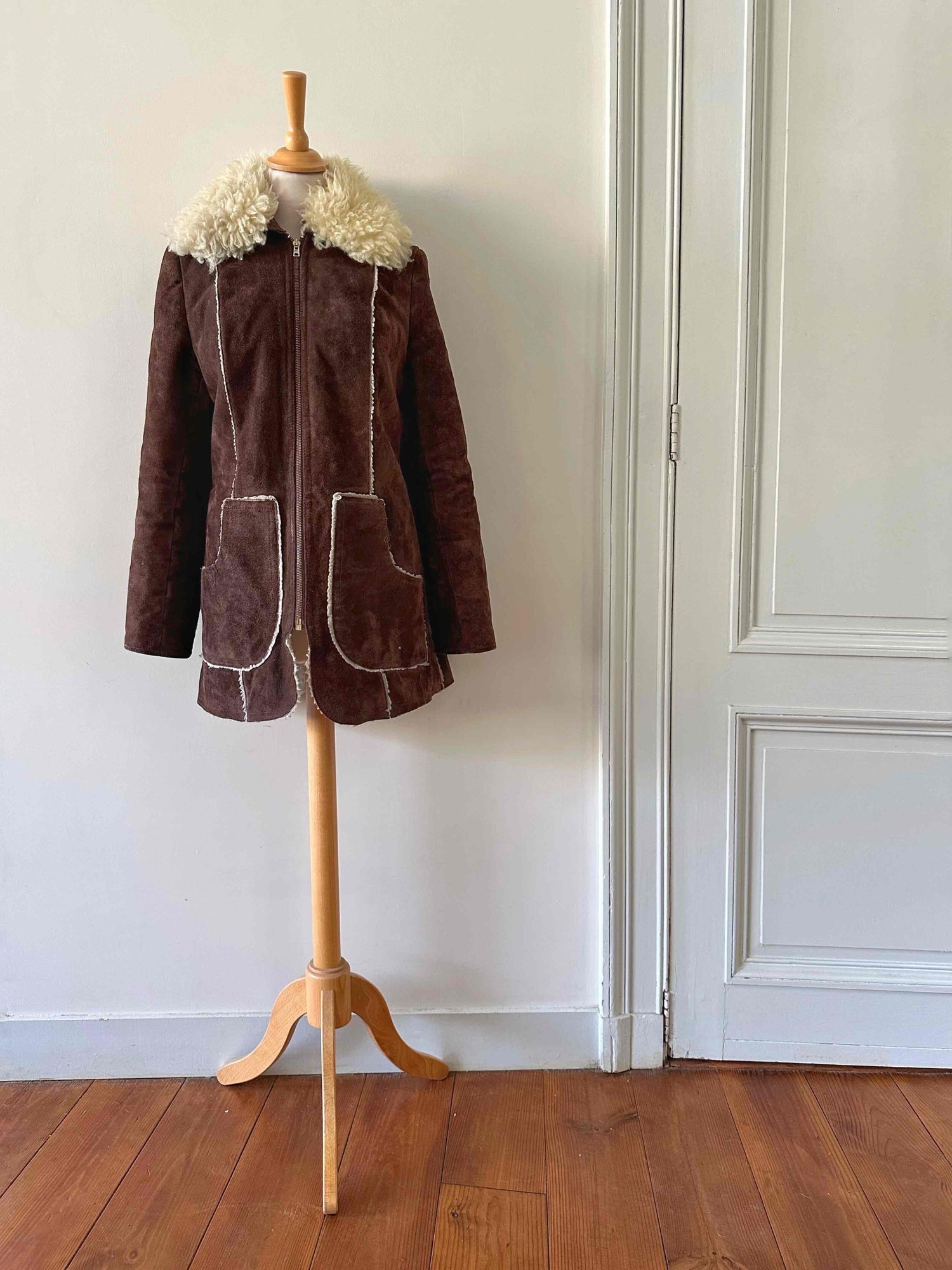Manteau en peau lainée