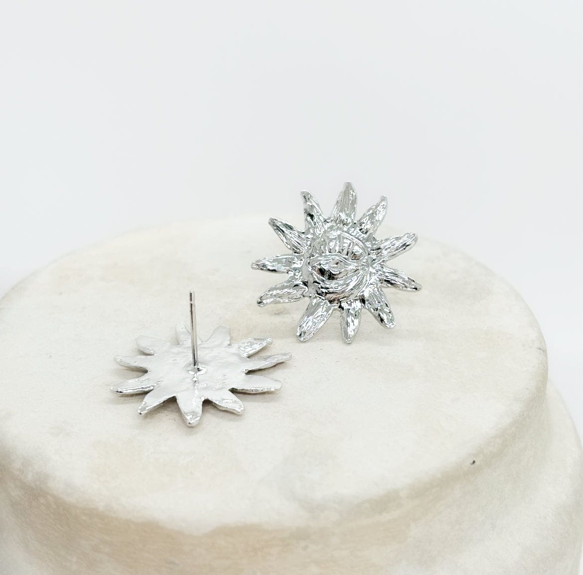 Elise Tsikis Paris Boucles d'oreilles Aria