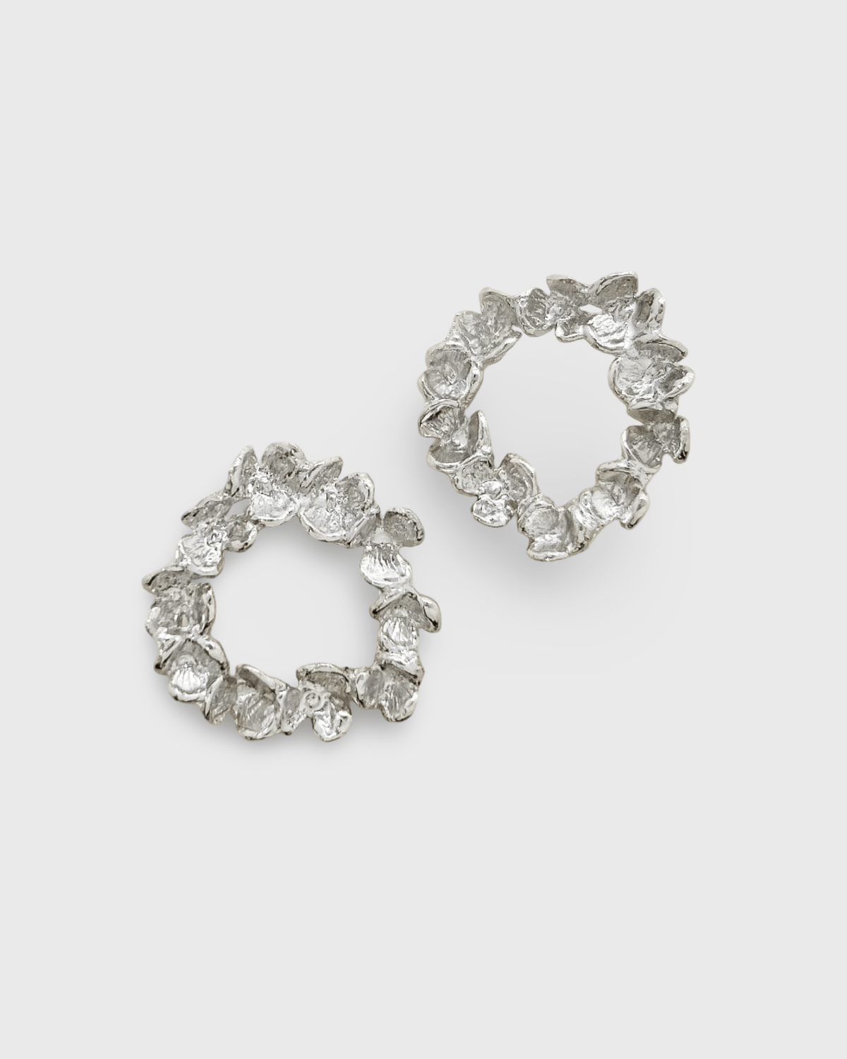 Elise Tsikis Paris Boucles d'oreilles Elbe