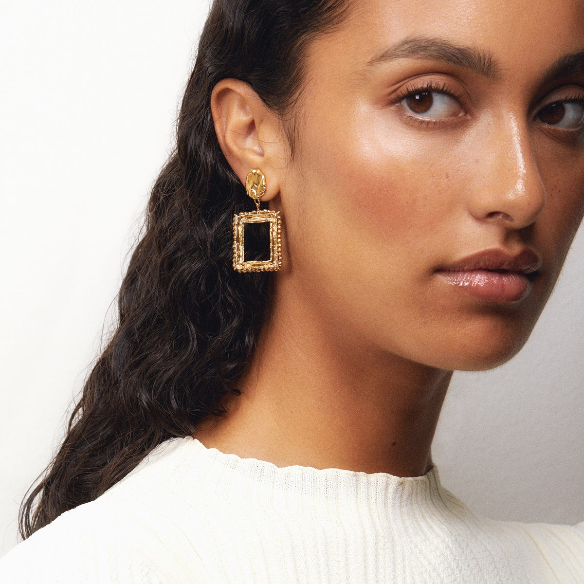 Elise Tsikis Paris Boucles d'oreilles Kampia - archive