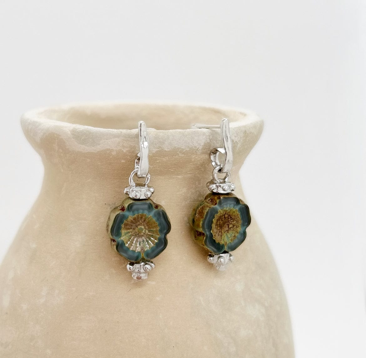 Elise Tsikis Paris Boucles d'oreilles Luna