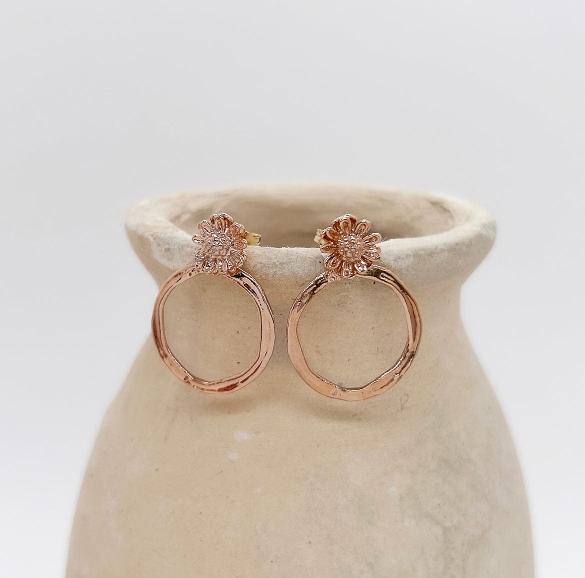 Elise Tsikis Paris Boucles d'oreilles Marguerite Medium