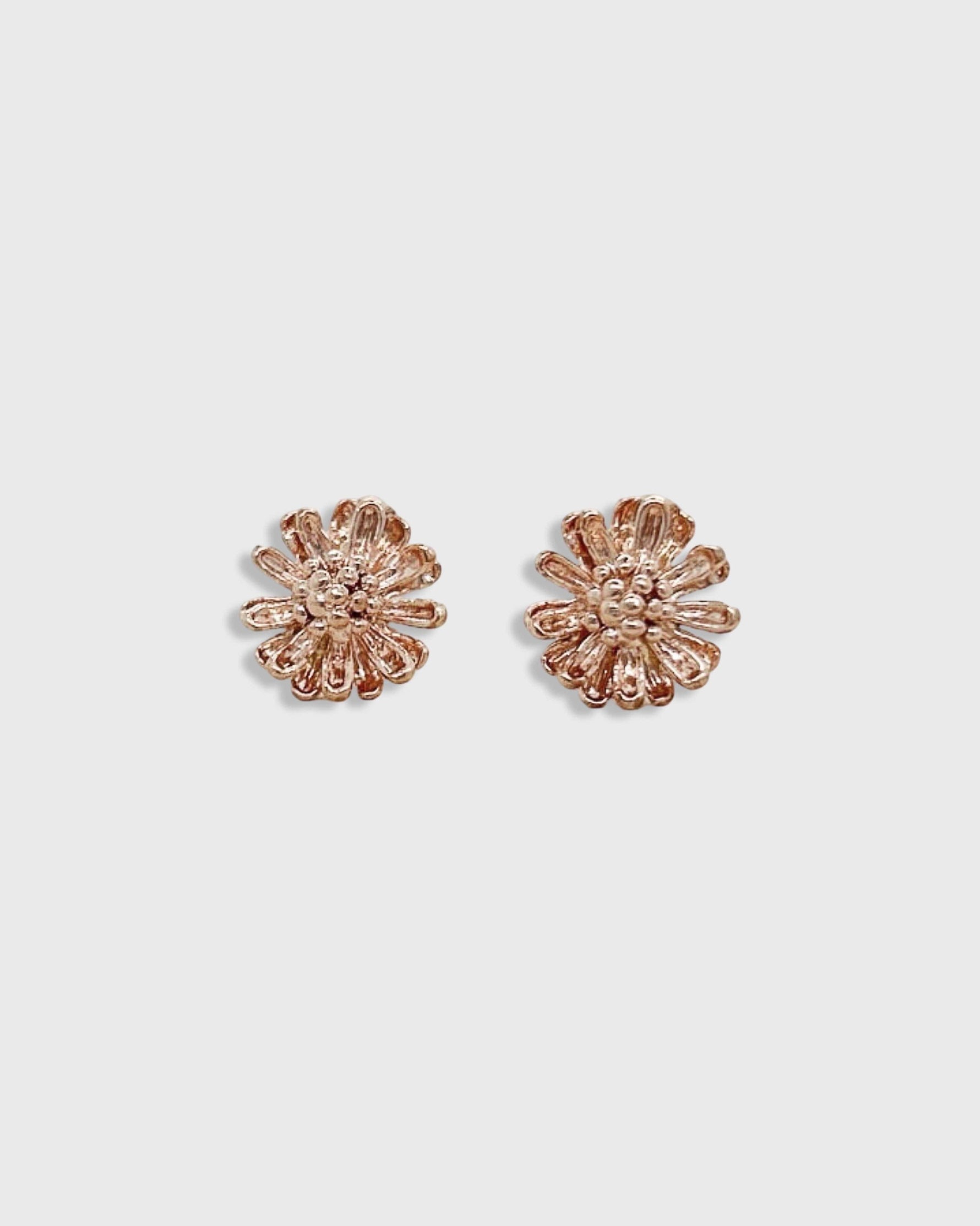 Elise Tsikis Paris Boucles d'oreilles Marguerite Small